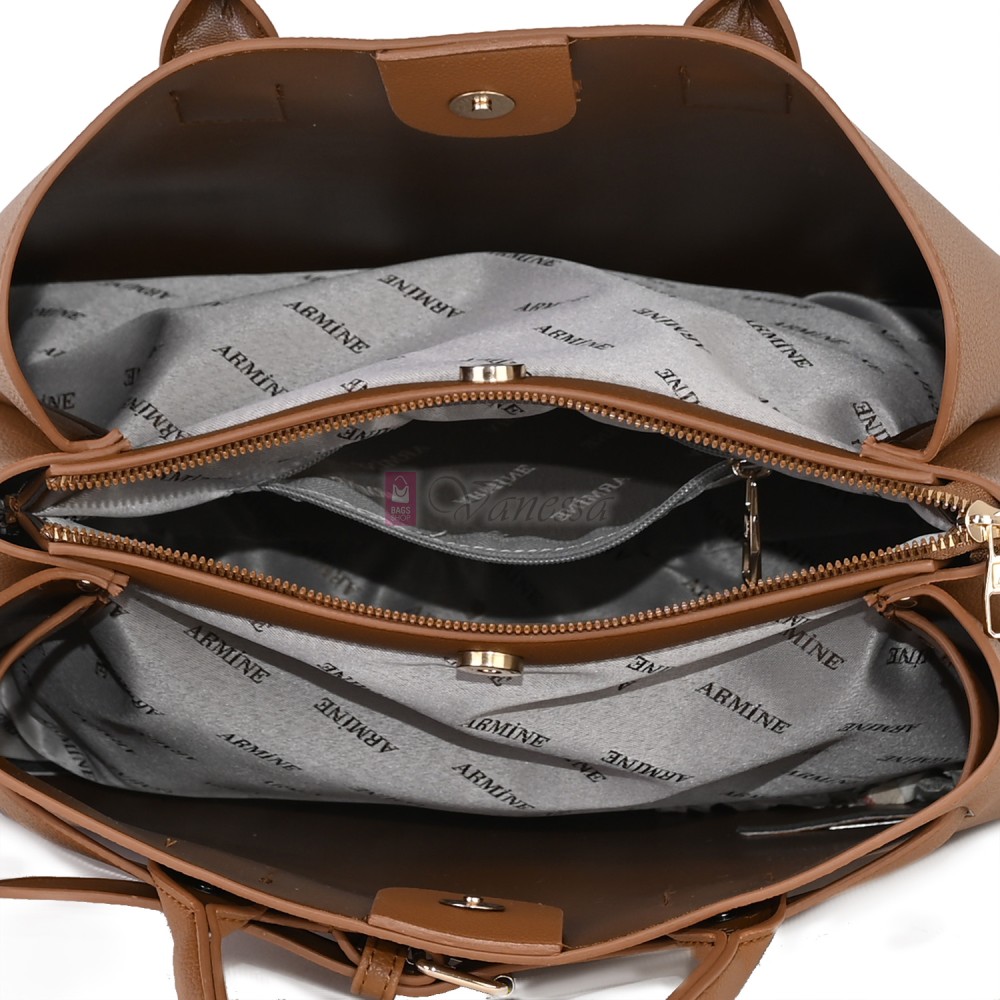 Елегантна дамска чанта от еко кожа, в кафяв цвят. Код: 395