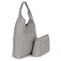 Голяма дамска чанта от еко кожа в сив цвят. Код: 399-25