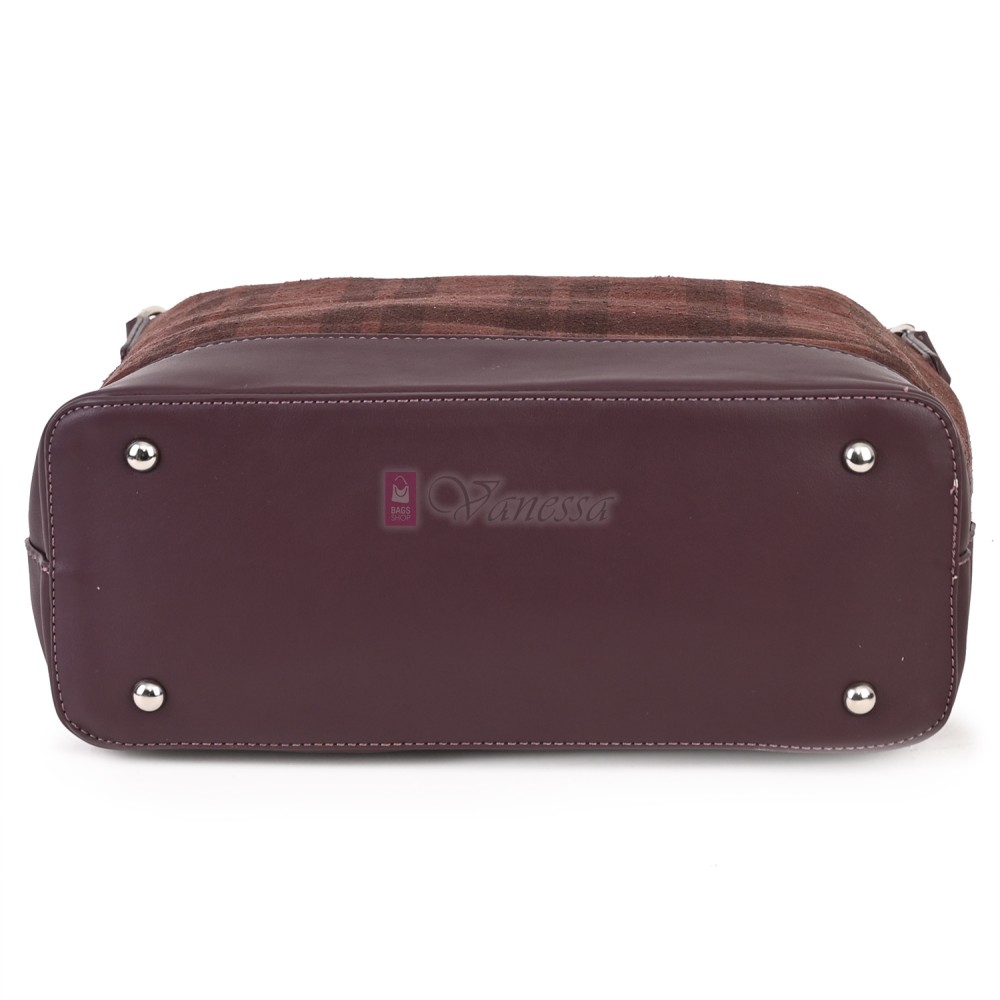 Голяма дамска чанта от велурена еко кожа, в цвят бордо. Код: 4018