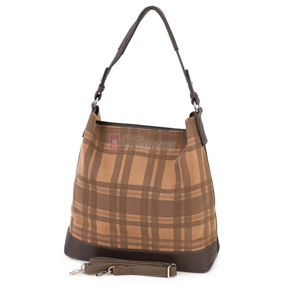 Голяма дамска чанта от велурена еко кожа, в кафяв цвят. Код: 4018