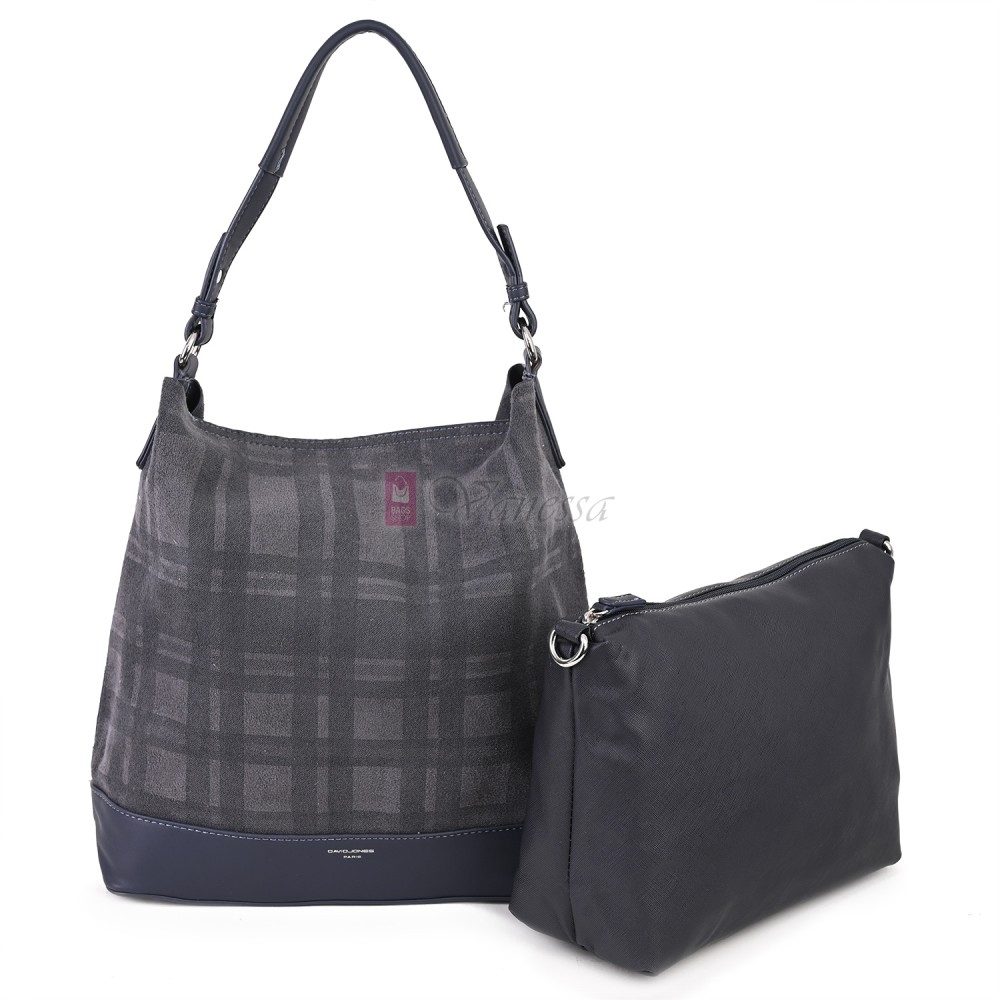 Голяма дамска чанта от велурена еко кожа, в тъмносин цвят. Код: 4018