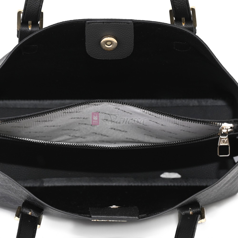 Елегантна дамска чанта от висококачествена еко кожа в черен цвят. Код: 421