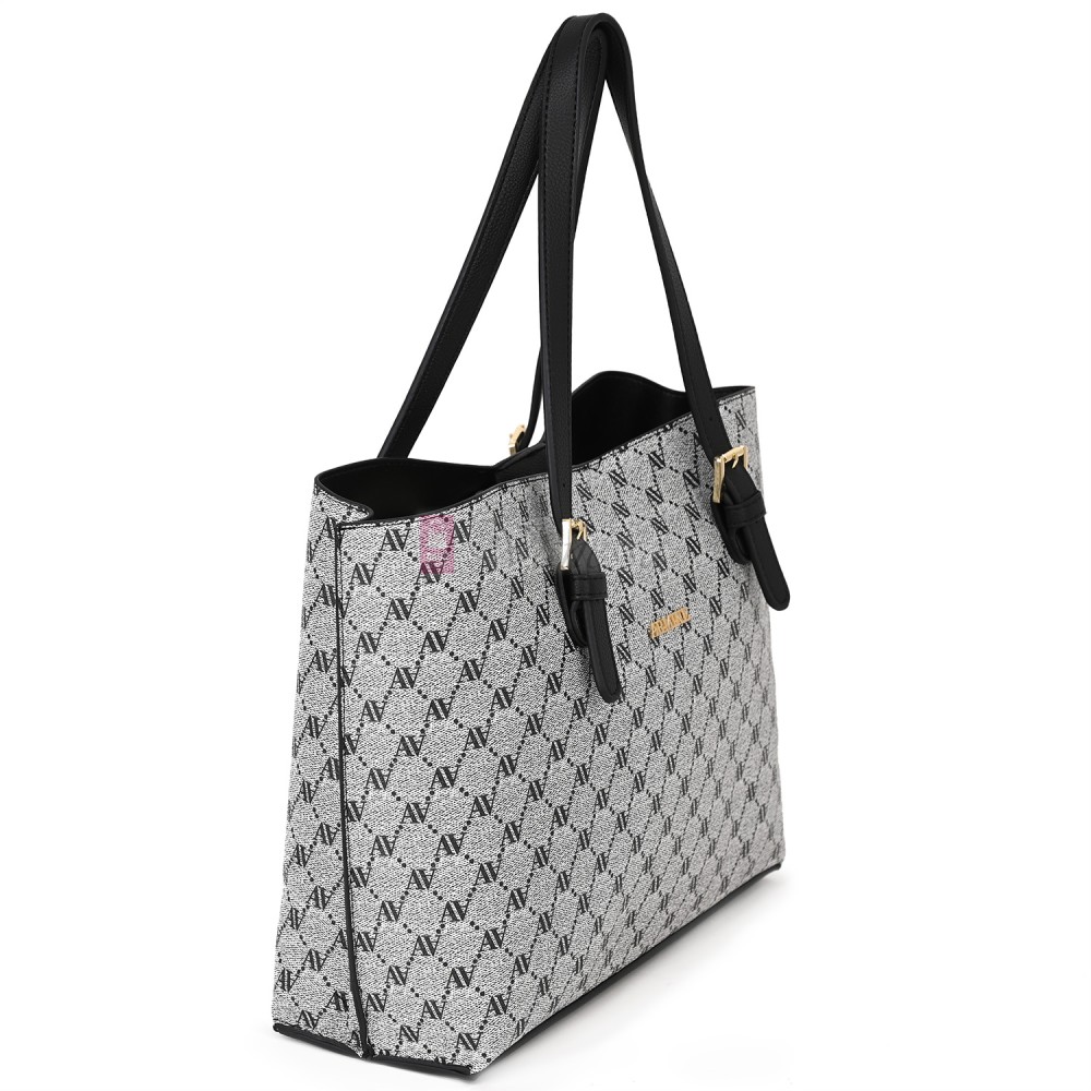 Елегантна дамска чанта от висококачествена еко кожа в сив цвят. Код: 421