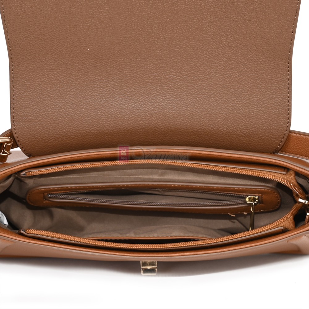 Дамска чанта от екологична кожа в кафяв цвят. Код: MC453