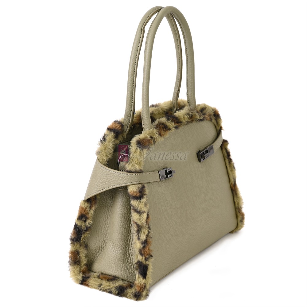  Дамска чанта от екологична кожа в светлозелен цвят. Код: 461