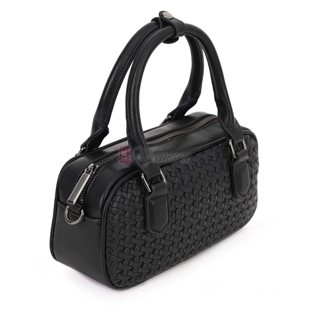 Малка дамска чанта от еко кожа, в черен цвят. Код: 478 Малка дамска чанта от еко кожа, в черен цвят. Код: 478