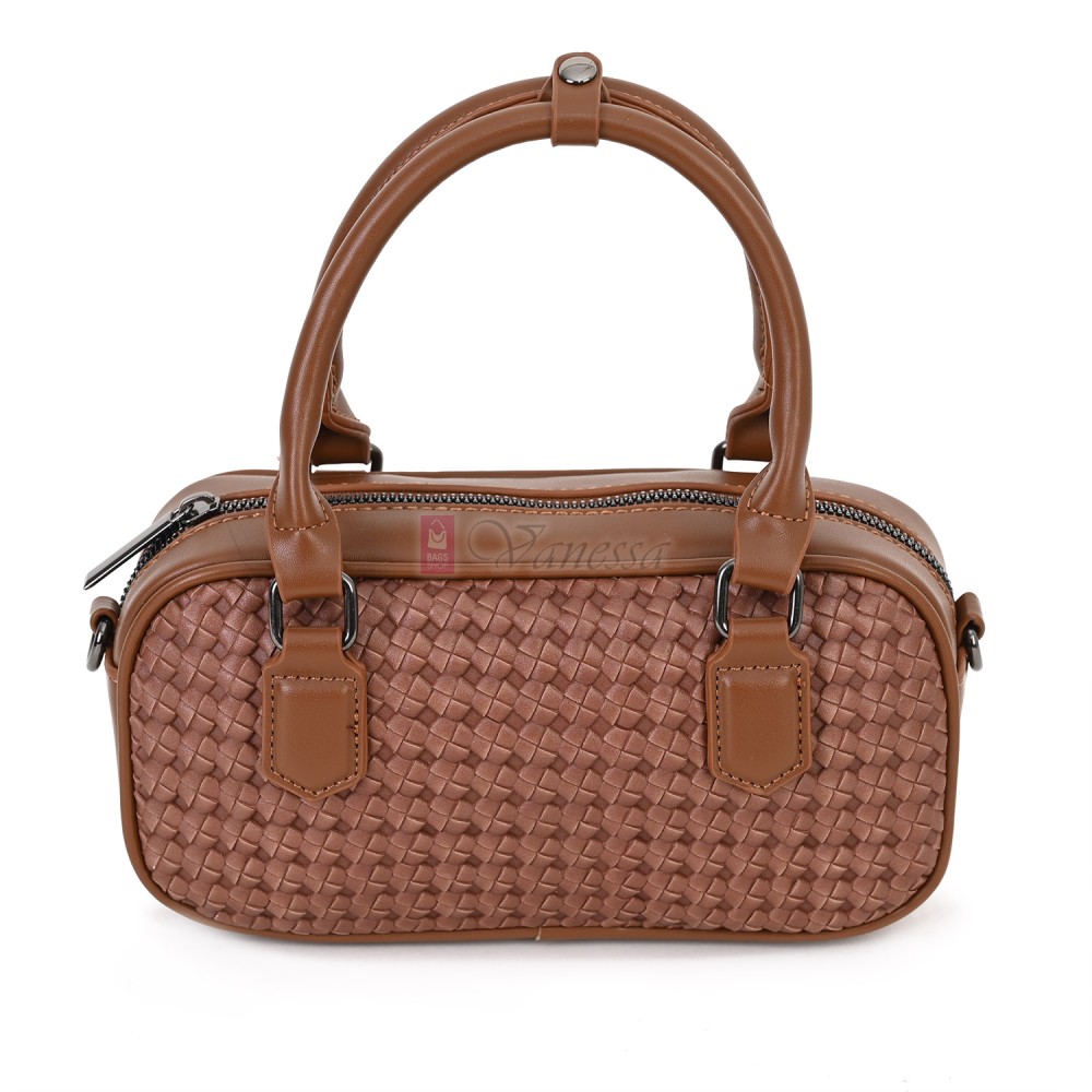 Малка дамска чанта от еко кожа, в кафяв цвят. Код: 478 Малка дамска чанта от еко кожа, в кафяв цвят. Код: 478