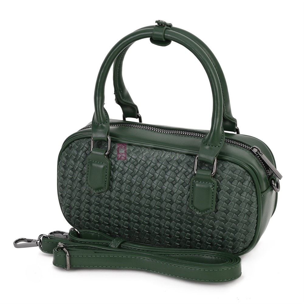 Малка дамска чанта от еко кожа, в зелен цвят. Код: 478 Малка дамска чанта от еко кожа, в зелен цвят. Код: 478