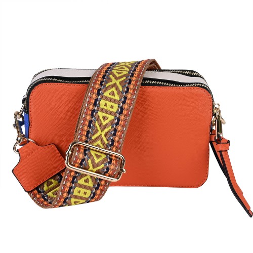 Удобна малка дамска чанта в оранжев цвят Код: 51505