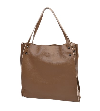  Дамска чанта тип торба, от естествена кожа в кафяв цвят. Код: 5580