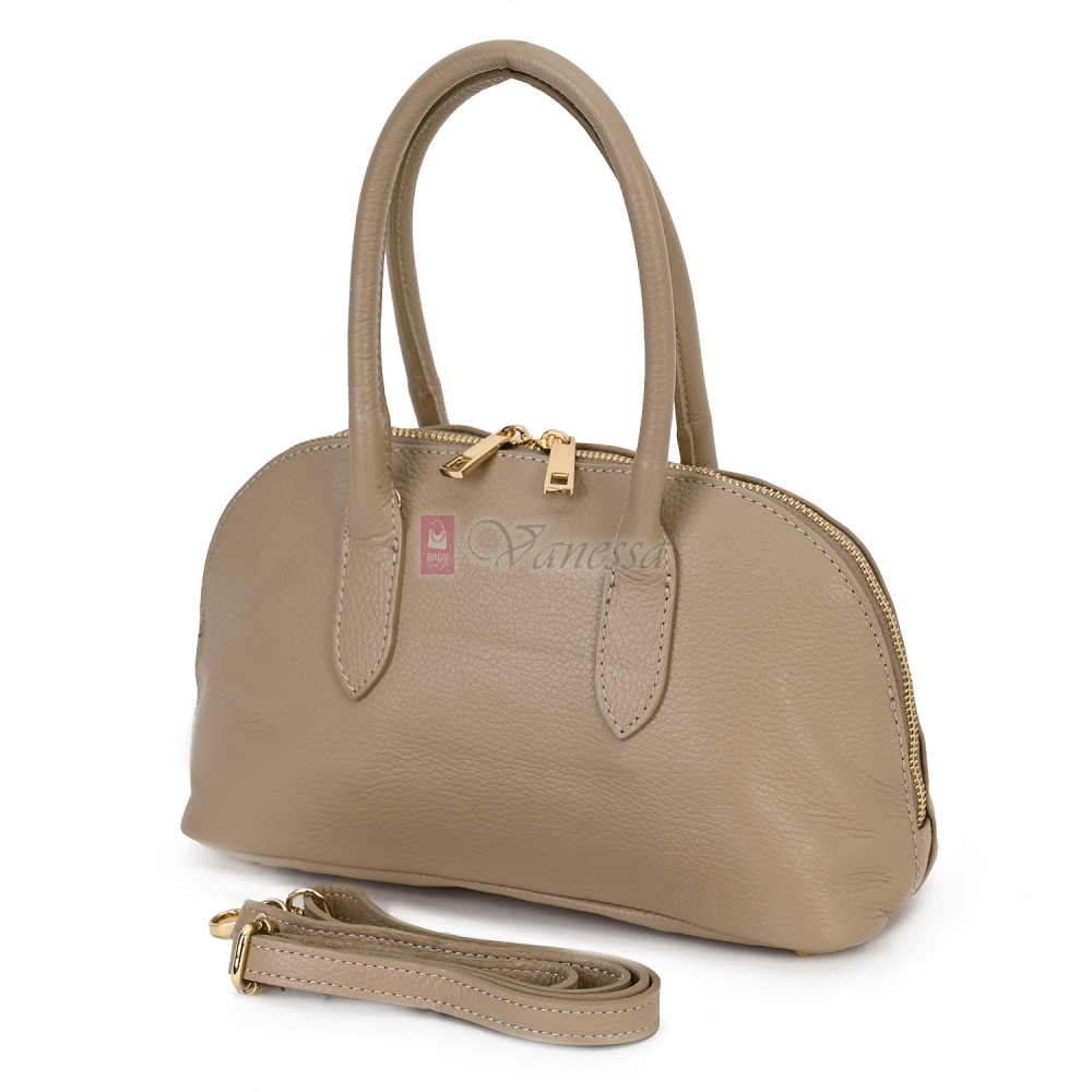 Малка дамска чанта от естествена кожа, в бежов цвят. Код: 56EK