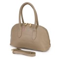 Малка дамска чанта от естествена кожа, в бежов цвят. Код: 56EK