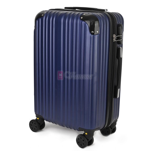 Малък куфар от полипропилен, в тъмносин цвят. Код: 5832