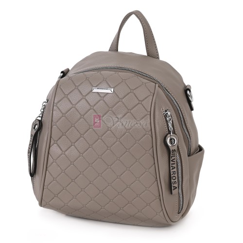 Дамска раница от висококачествена еко кожа в бежов цвят. Код: 5899