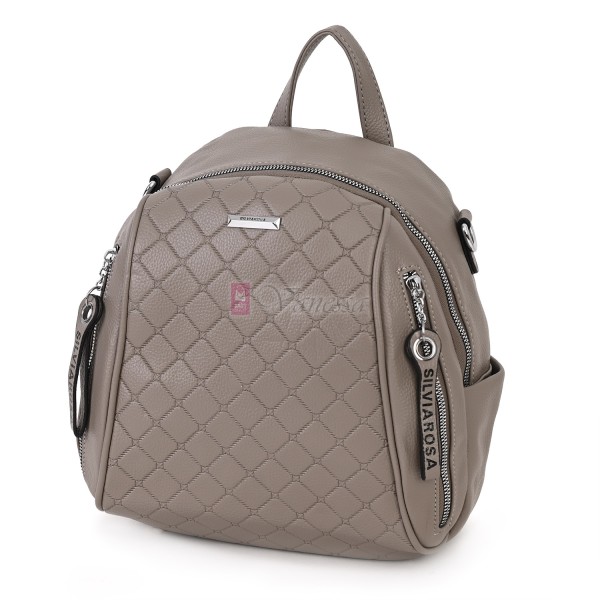 Дамска раница от висококачествена еко кожа в бежов цвят. Код: 5899