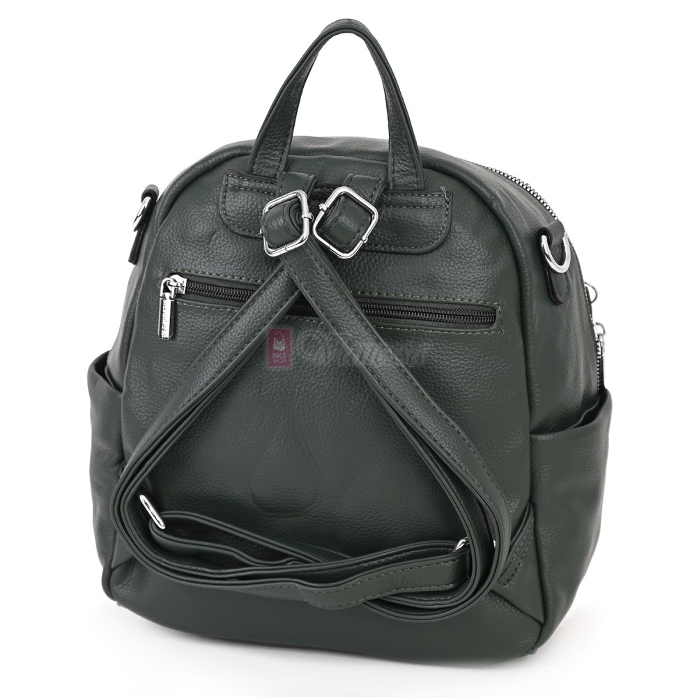 Дамска раница от висококачествена еко кожа в зелен цвят. Код: 5899  Дамска раница от висококачествена еко кожа в зелен цвят. Код: 5899