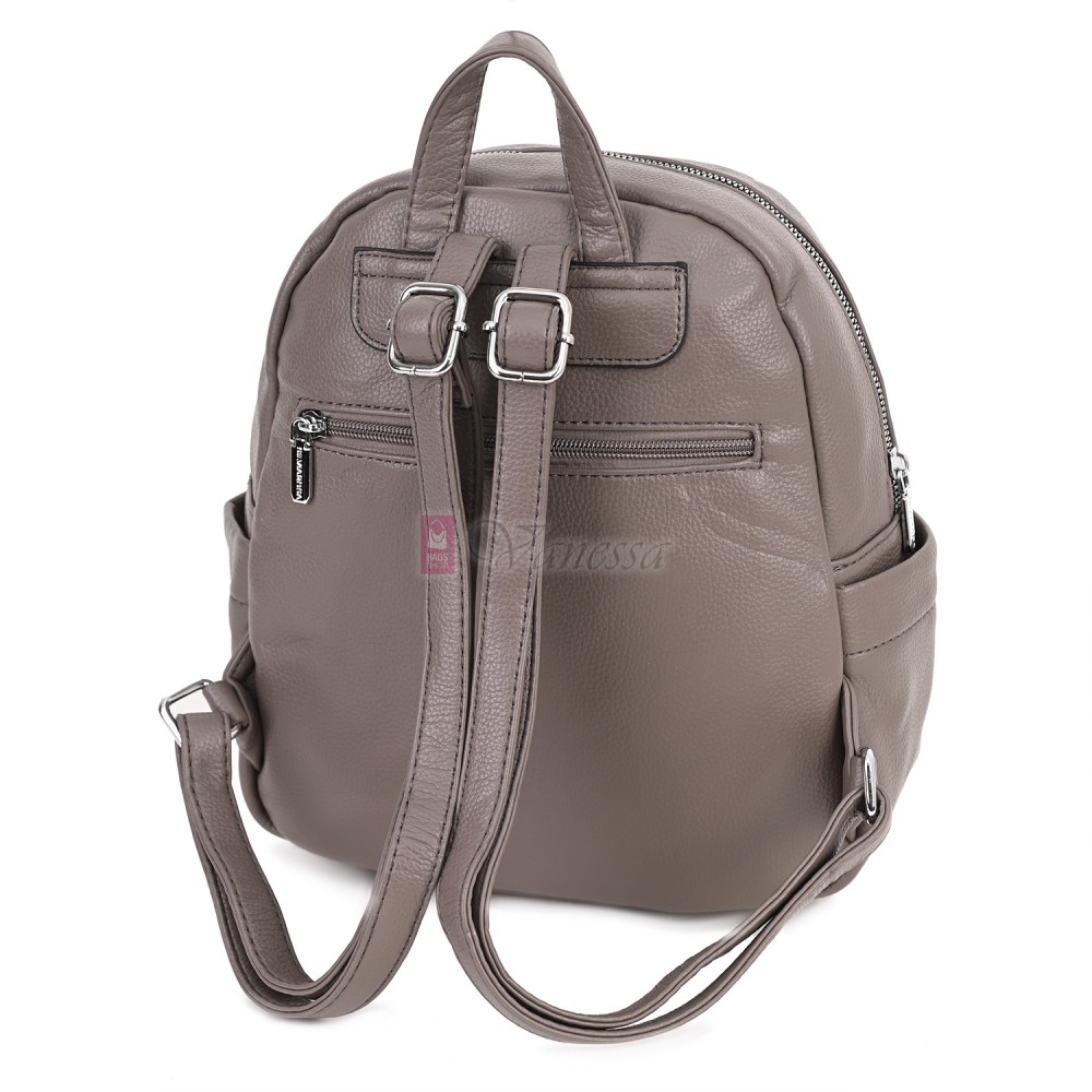  Дамска раница Silvia Rosa, от висококачествена еко кожа, в бежов цвят. Код: 5996