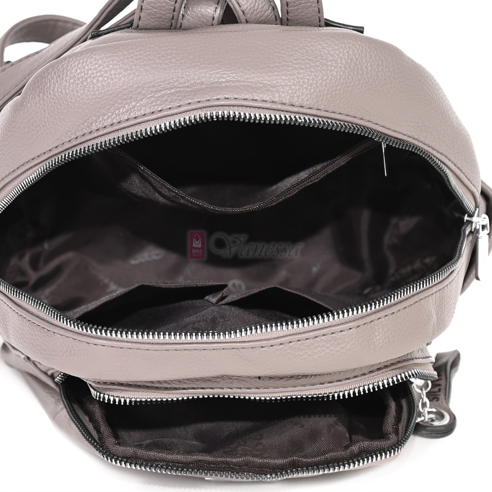  Дамска раница Silvia Rosa, от висококачествена еко кожа, в бежов цвят. Код: 5996