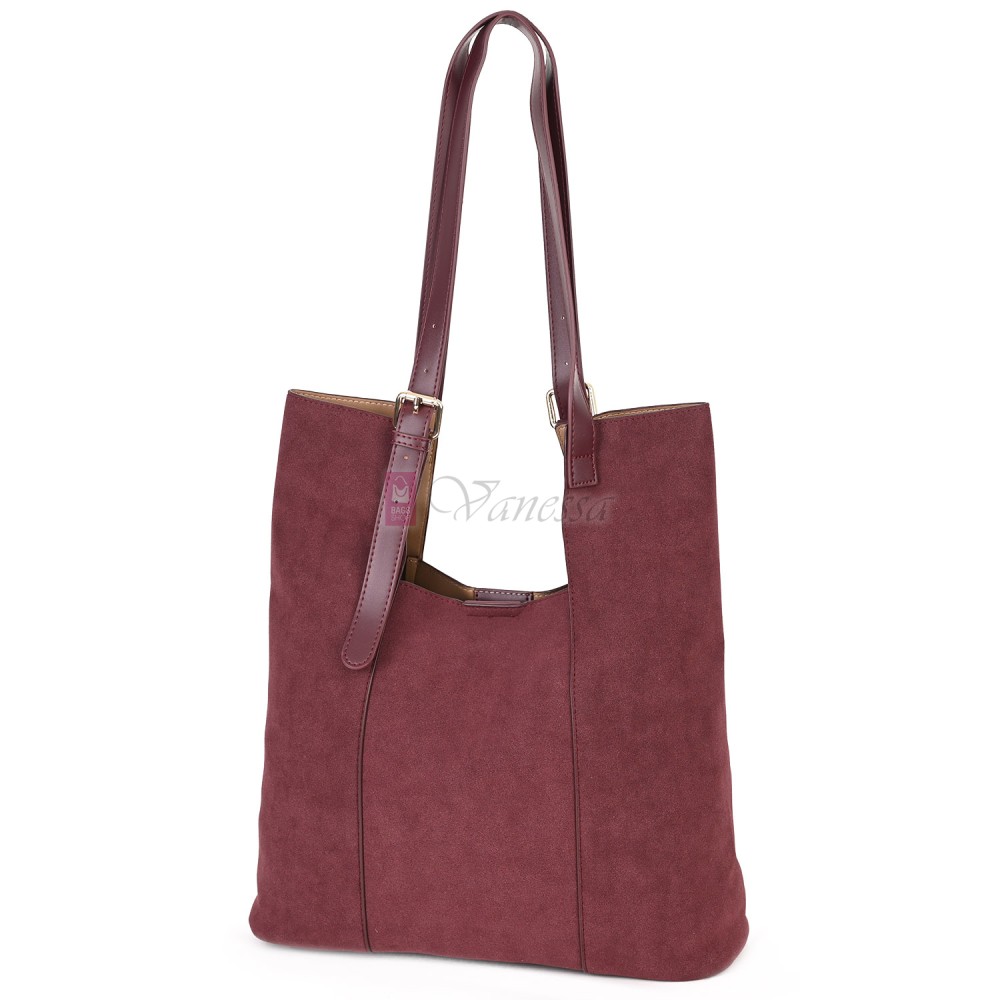 Двулицева дамска чанта от висококачествена еко кожа в цвят бордо. Код: 6065 Двулицева дамска чанта от висококачествена еко кожа в цвят бордо. Код: 6065