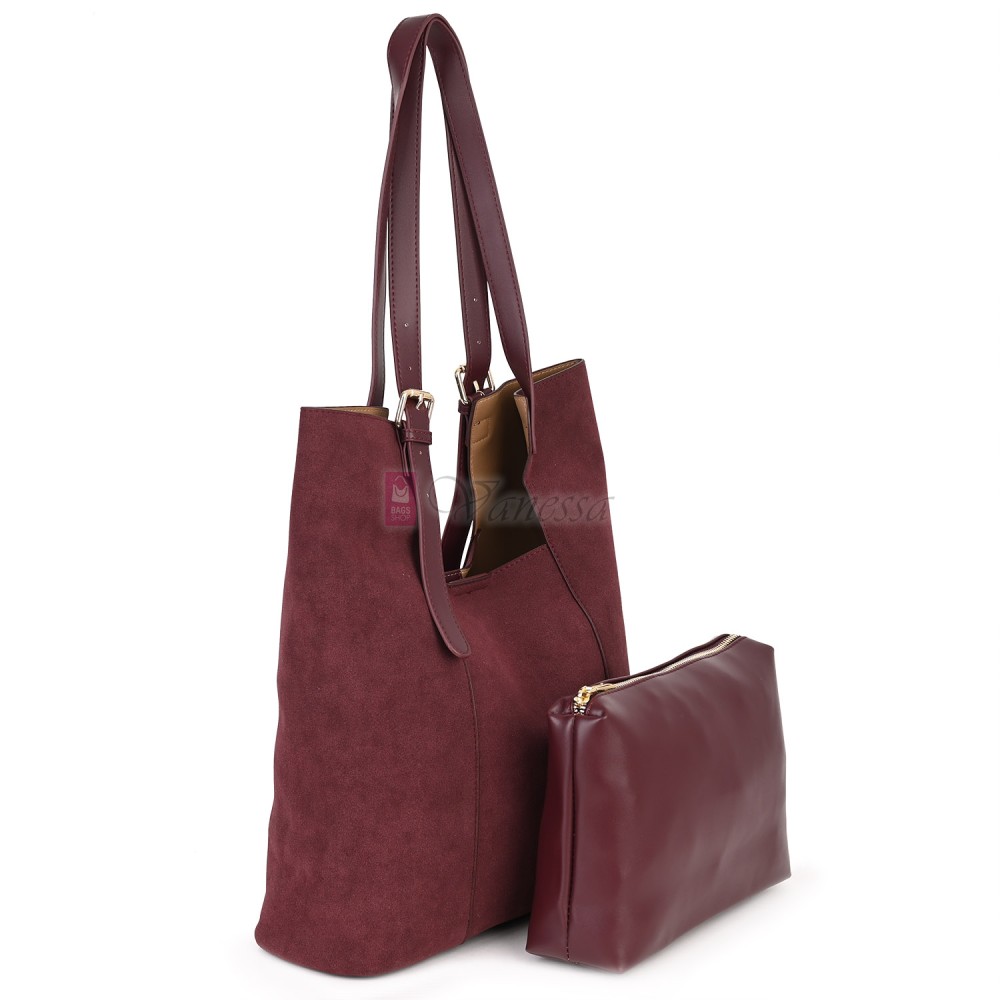 Двулицева дамска чанта от висококачествена еко кожа в цвят бордо. Код: 6065 Двулицева дамска чанта от висококачествена еко кожа в цвят бордо. Код: 6065