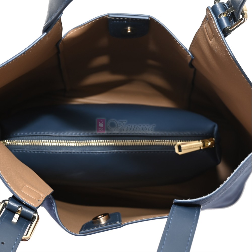 Двулицева дамска чанта от висококачествена еко кожа в тъмносин цвят Код: 6065 Двулицева дамска чанта от висококачествена еко кожа в тъмносин цвят Код: 6065