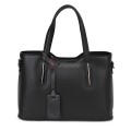 Елегантна дамска чанта, от естествена кожа, в черен цвят. Код: EK60