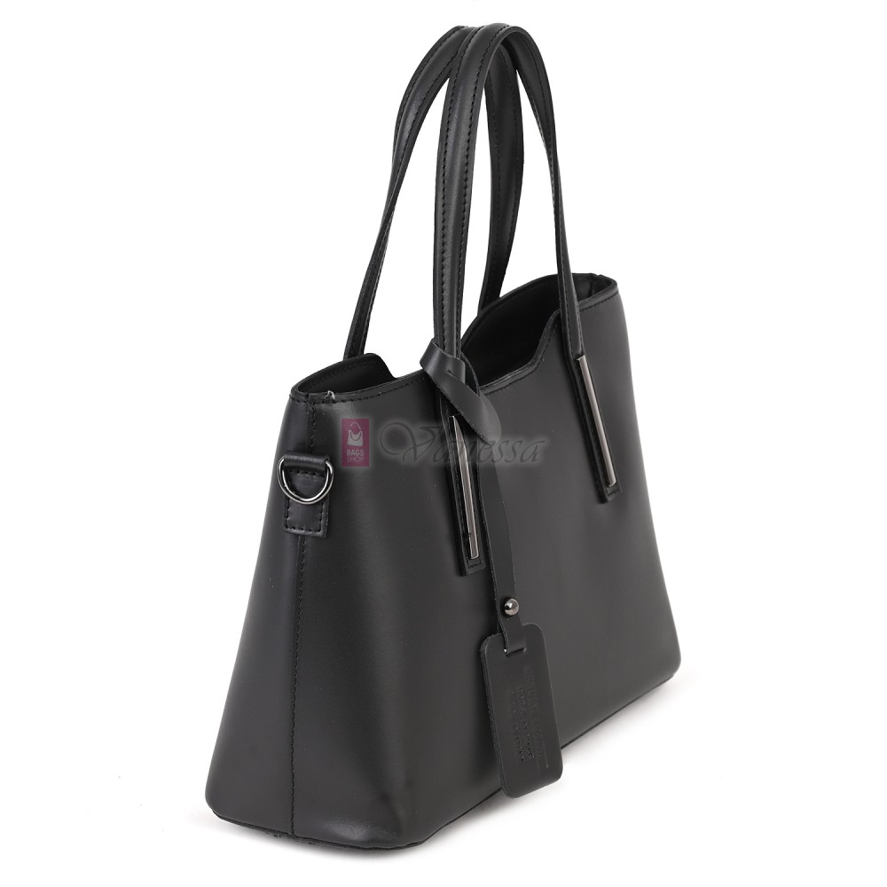 Елегантна дамска чанта, от естествена кожа, в черен цвят. Код: EK60