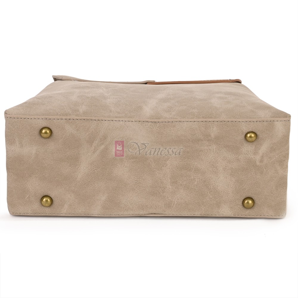  Дамска ежедневна чанта от велур, в бежов/кафяв цвят. Код: 6259-30