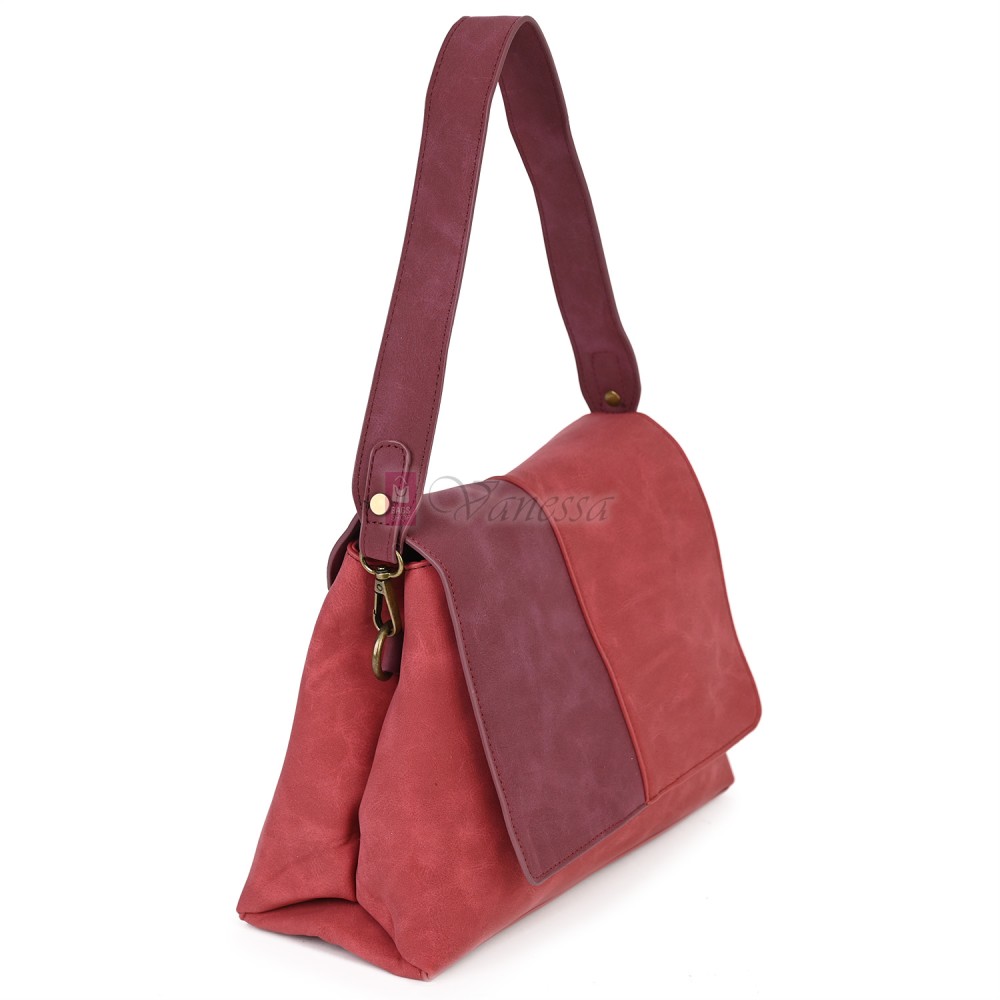  Дамска ежедневна чанта от велур, в черен цвят. Код: 6259-30