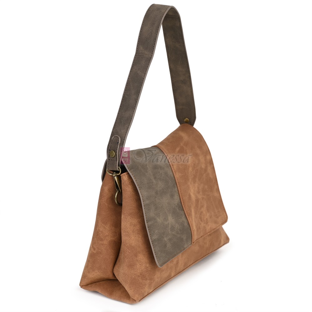  Дамска ежедневна чанта от велур, в кафяв цвят. Код: 6259-30