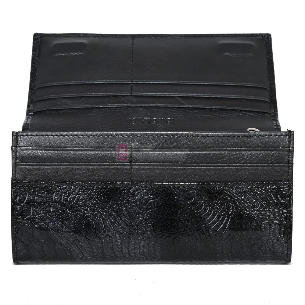 Голямо дамско портмоне, от лачена естествена кожа, в черен цвят. КОД: CS634-1