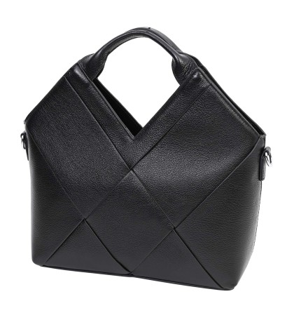 Дамска чанта от естествена кожа в черен цвят. Код: 6606