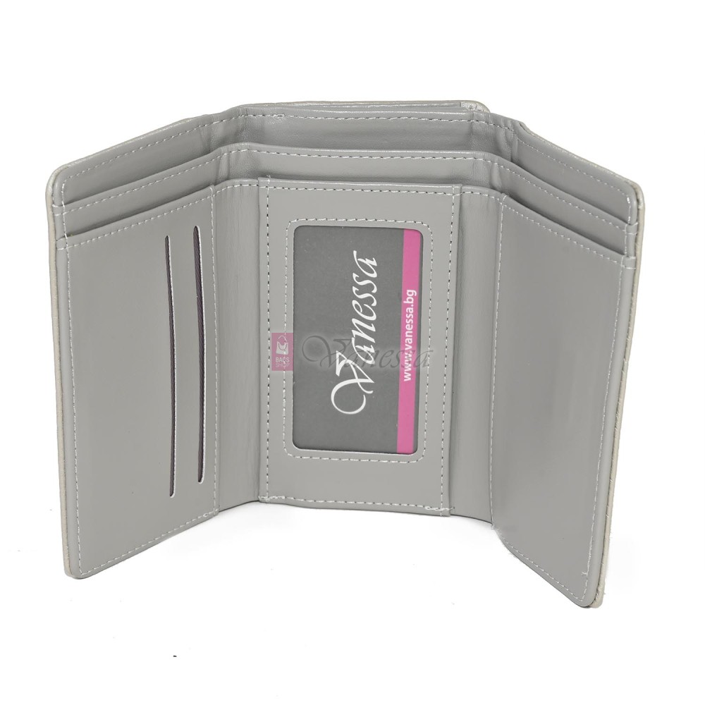 Малко дамско портмоне от висококачествена еко кожа в светлобежов цвят Код: 6848