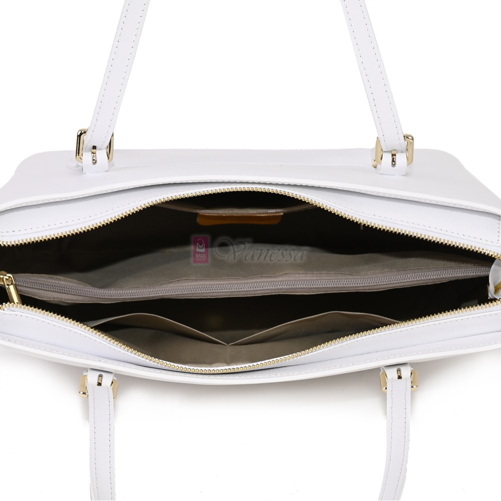 Дамска чанта от естествена кожа в бял цвят. Код: MK69