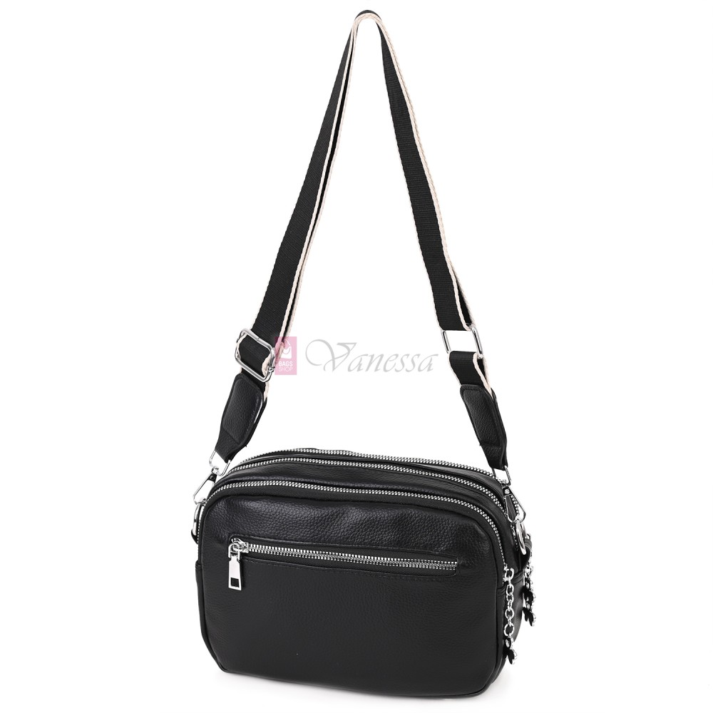 Малка дамска чанта от еко кожа в черен цвят. Код: 707