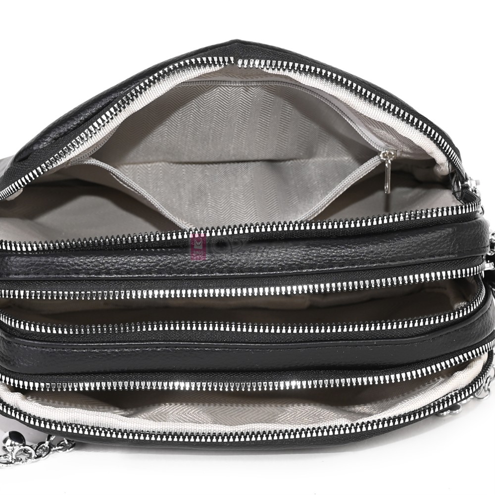 Малка дамска чанта от еко кожа в черен цвят. Код: 707