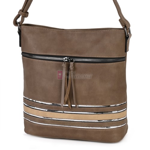 Дамска ежедневна чанта от висококачествена екологична кожа в тъмнобежов цвят Код: 7160