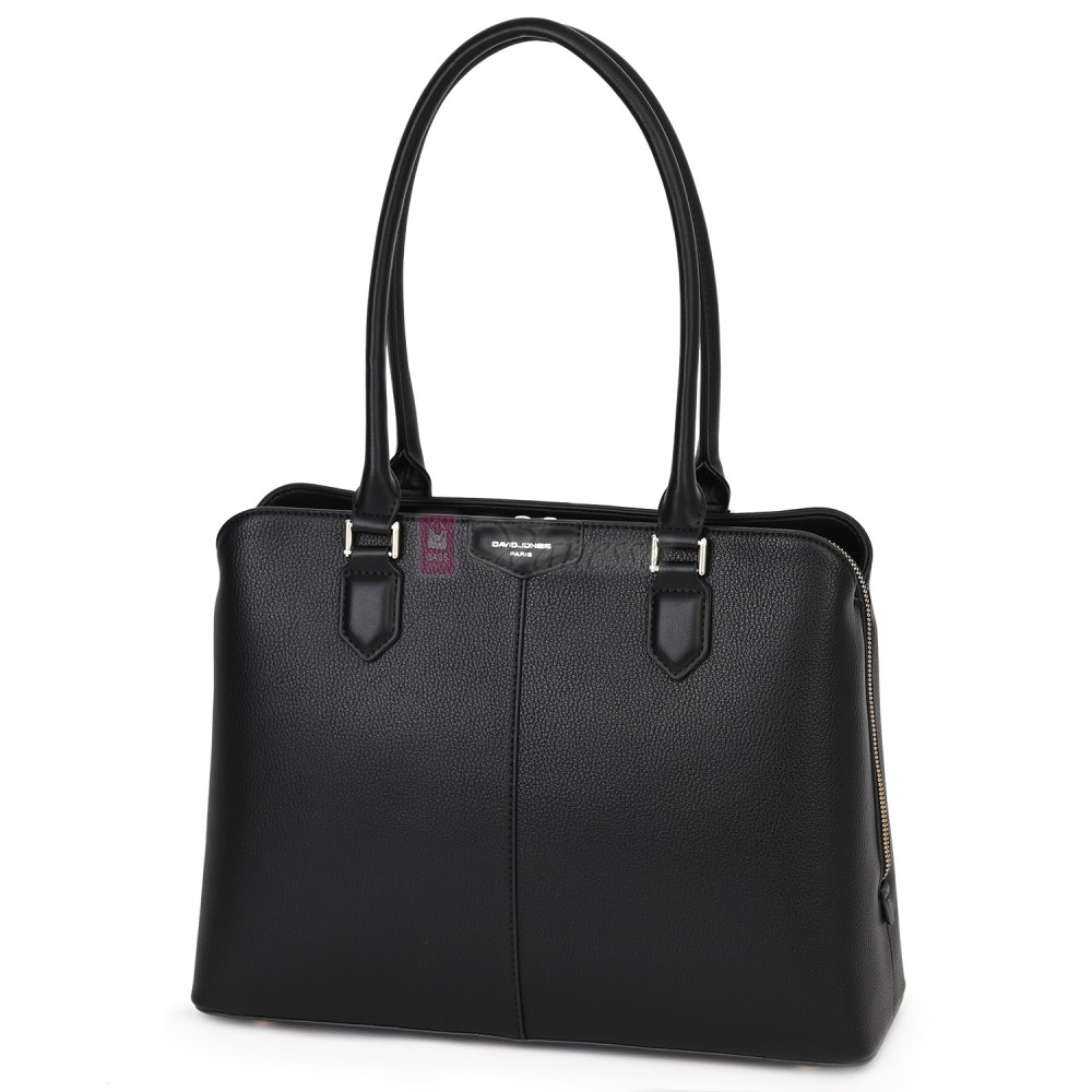 Елегантна дамска чанта от висококачествена еко кожа в черен цвят. Код: 7466 Елегантна дамска чанта от висококачествена еко кожа в черен цвят. Код: 7466