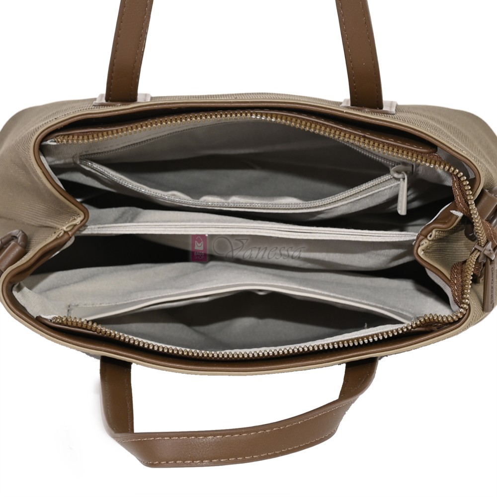  Дамска чанта от висококачествена еко кожа в кафяв цвят. Код: 7638