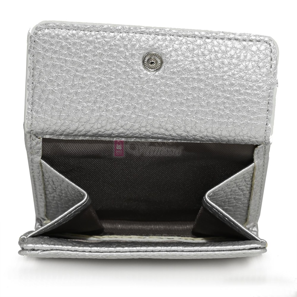 Малко дамско портмоне от еко кожа в сребрист цвят Код: 8001-5