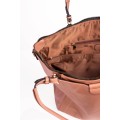 Дамска чанта от еко кожа тип торба в цвят пудра. Код: 8035-249