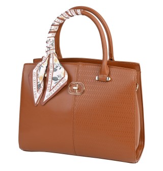 Атрактивна елегантна дамска чанта от еко кожа в кафяв цвят Код: 809