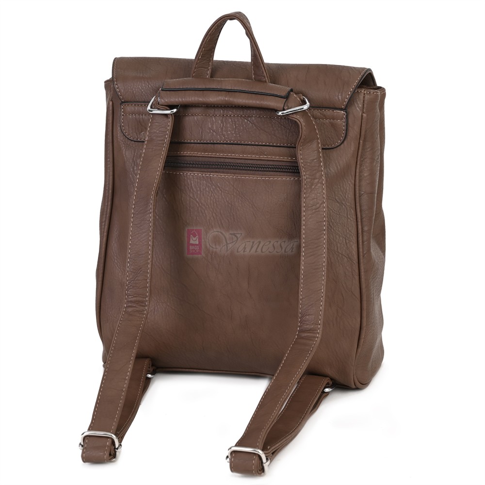  Дамска раница от висококачествена еко кожа, в кафяв цвят. Код: 8202