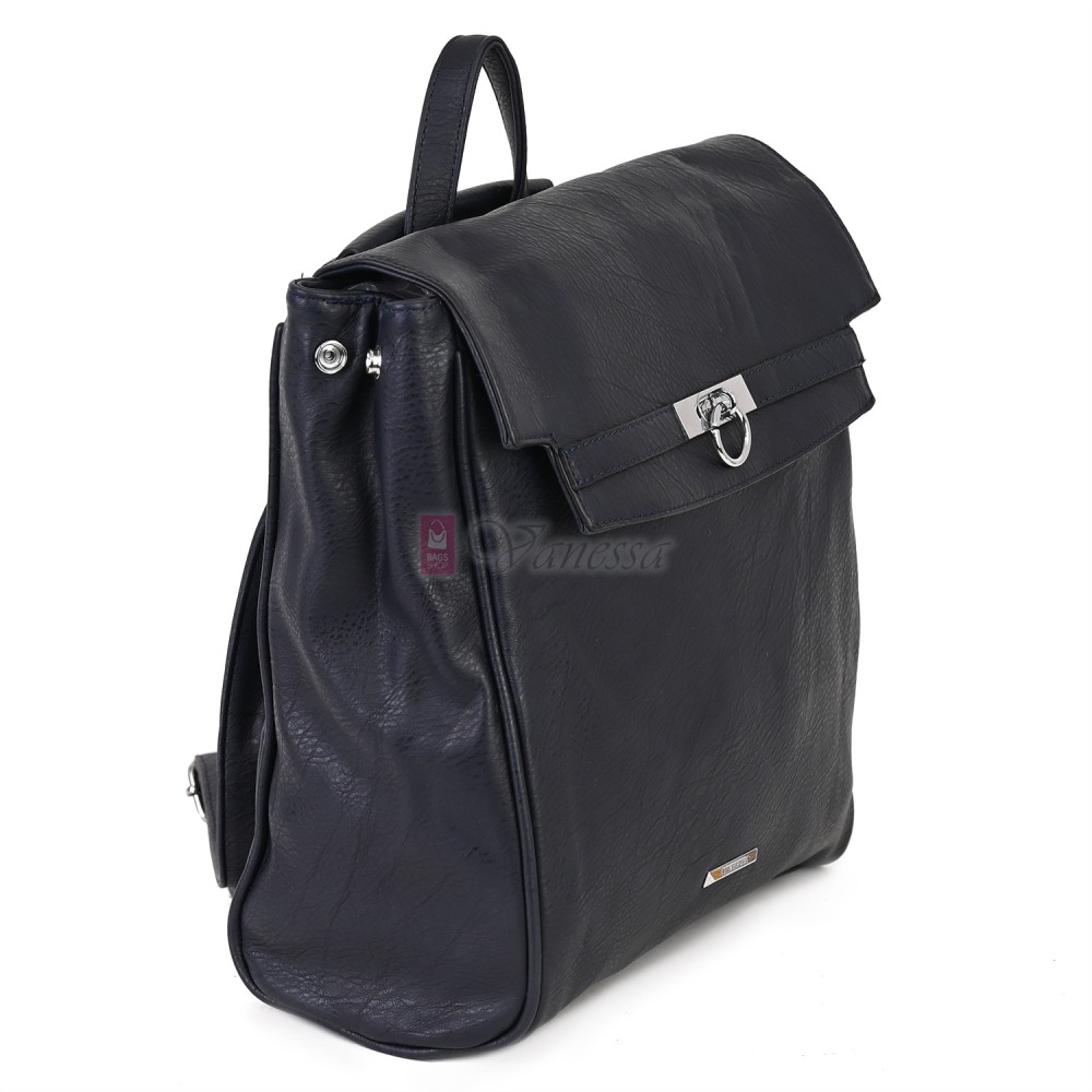  Дамска раница от висококачествена еко кожа, в тъмносин цвят. Код: 8202