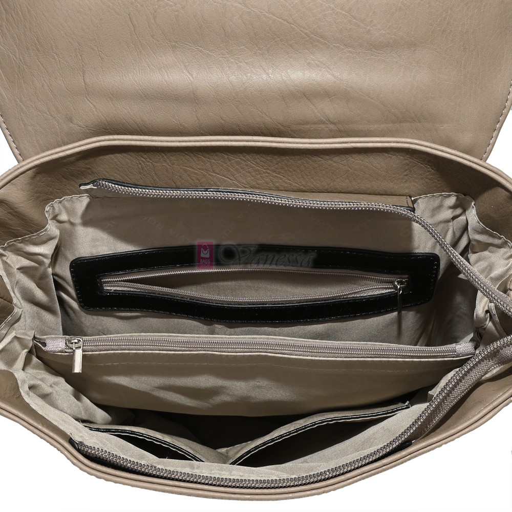  Дамска раница от висококачествена еко кожа, в бежов цвят. Код: 8202