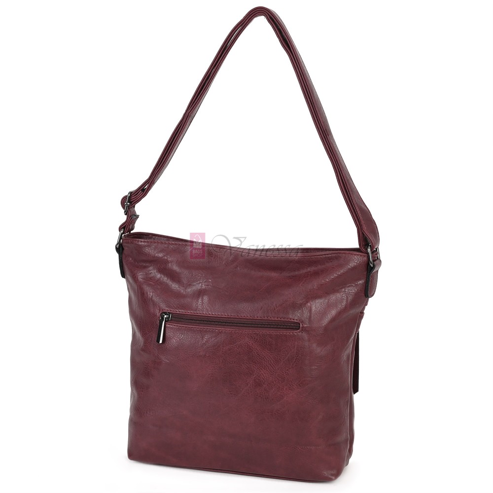 Дамска ежедневна чанта от екологична кожа в цвят бордо Код: 8236 Дамска ежедневна чанта от екологична кожа в цвят бордо Код: 8236