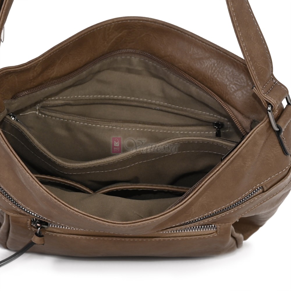 Дамска ежедневна чанта от екологична кожа в кафяв цвят Код: 8236 Дамска ежедневна чанта от екологична кожа в кафяв цвят Код: 8236