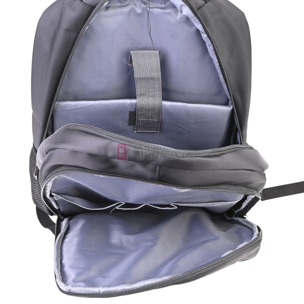 Мъжка раница от висококачествен текстил, в черен цвят. Код 2201