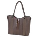 Голяма дамска ежедневна чанта от еко кожа, в тъмнокафяв цвят. Код: 88001