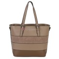 Голяма дамска ежедневна чанта от еко кожа, в бежов цвят. Код: 88007